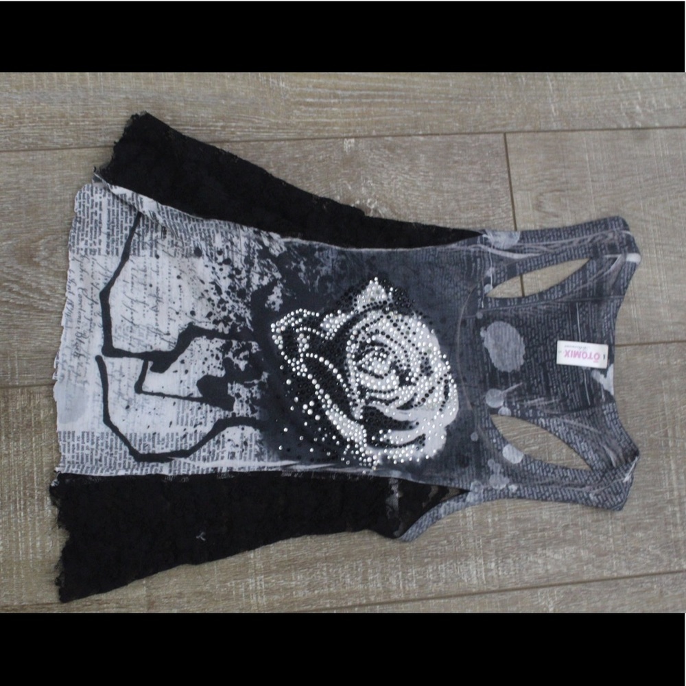 Optimize rose bedazzled lace workout tank top